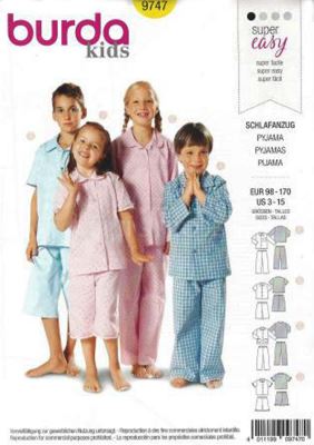 Cut for children&#39;s pajamas 9747