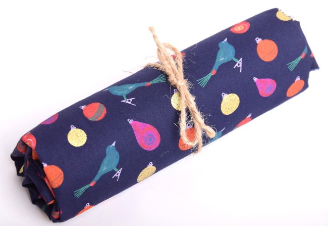 Roll of Christmas cotton in dark blue with printed ornaments RO18717/008