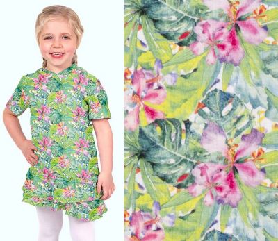 White muslin with digital print of tropical flowers and leaves 21542/050 White muslin with digital print of tropical flowers and leaves 21542/050