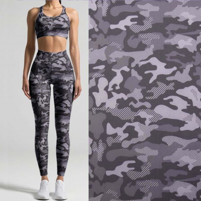Functional knitwear in black with camouflage print Q11669-690D
