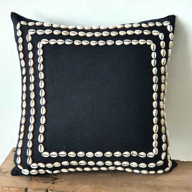 Cushion cover from Bali in black color with seashells, size 50x30 cm BALI02