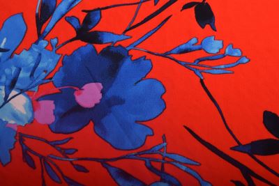 Chiffon in red with flower print TU23412 (2)