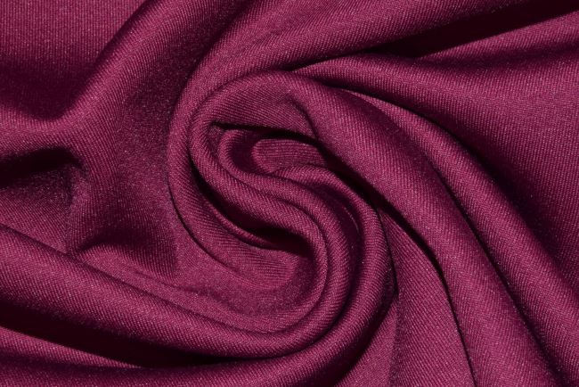 Stronger functional knitwear in dark purple color MO876254