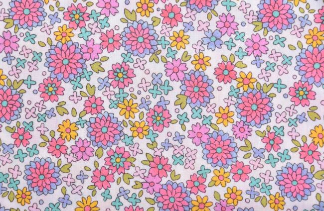 American patchwork cotton from the Regent Street Collection by Sentimental 33083-11