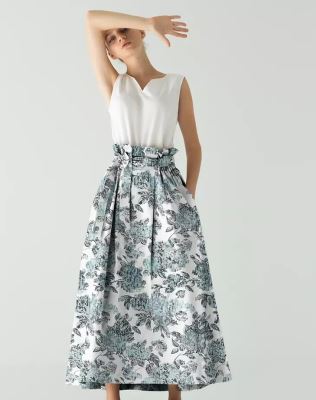 Costume jacquard fabric in silver color with flowers 22770/690 (3)