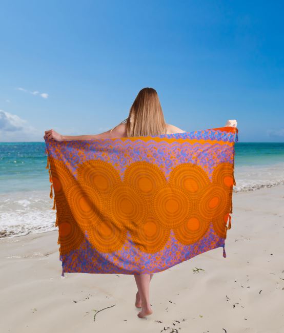 Pareo/sarong from Bali with coconut buckle in orange color with ornament print BALI152