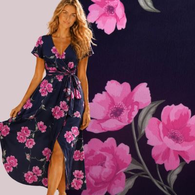 Blouse/dress in black with flower print TU43628