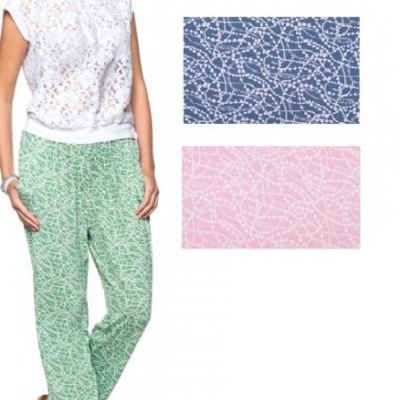 Comfortable trousers made of knitwear.