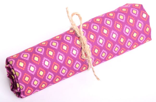 Roll of Christmas cotton in pink color with decorative print RO18716/019