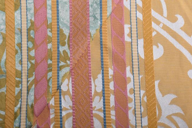 Decorative fabric with woven decorative stripes AB1343